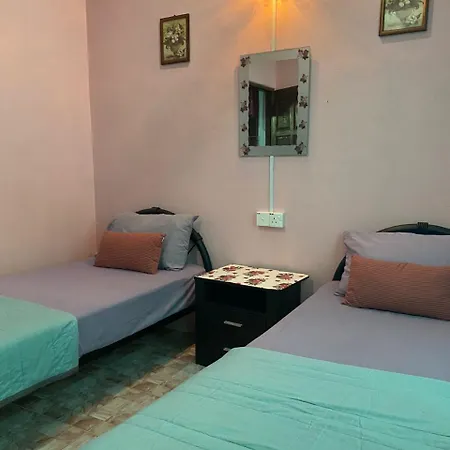 Seri Idaman Guest House Pasir Mas Exterior photo