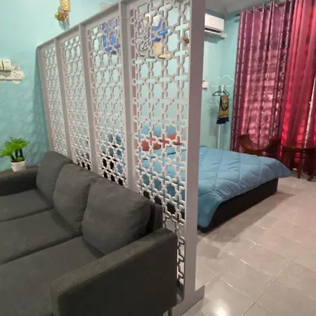 Seri Idaman Guest House Pasir Mas Exterior photo