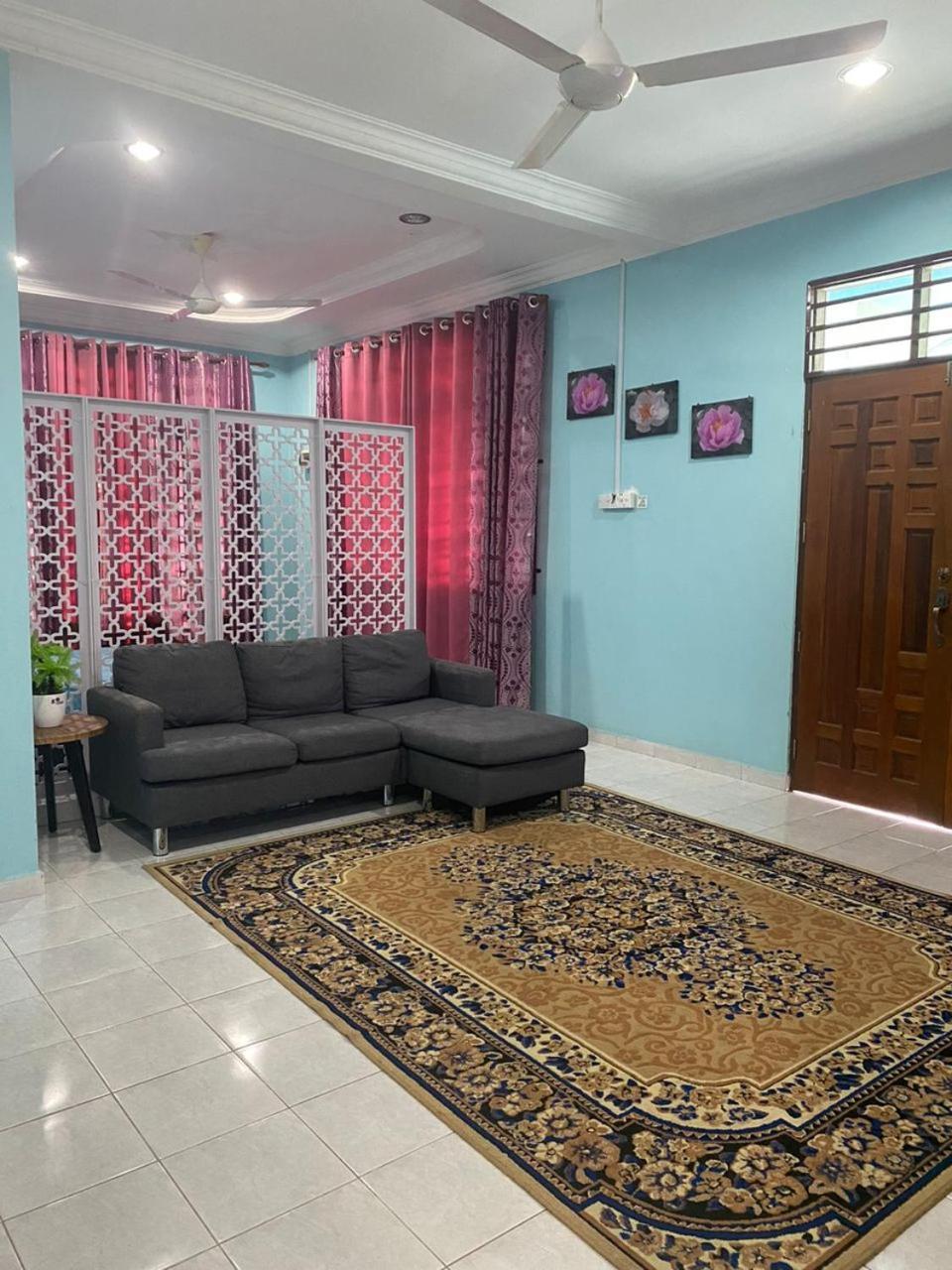 Seri Idaman Holiday home Pasir Mas